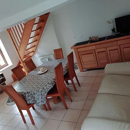 Holiday home Le Jardin D'emile Saligny-sur-Roudon