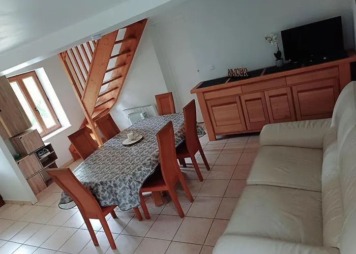 Holiday home Le Jardin D'emile Saligny-sur-Roudon